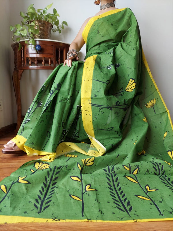 Green Floral Printed Cotton Saree With Blouse