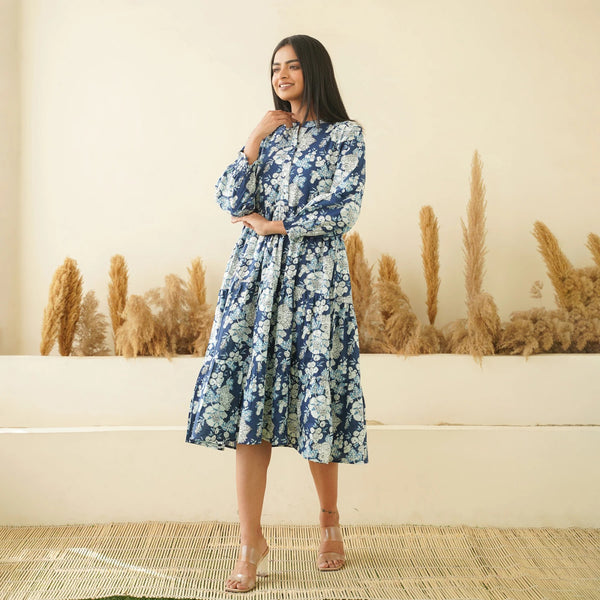 Blue Jaal Cotton Printed Midi Dress With Pockets, Openable Front & Puff Sleeves