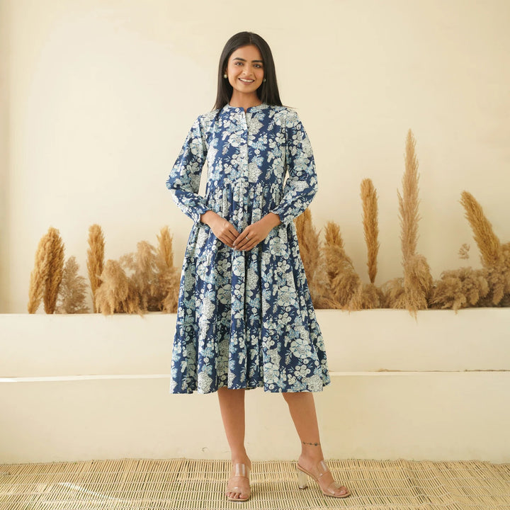 Blue Jaal Cotton Printed Midi Dress With Pockets, Openable Front & Puff Sleeves