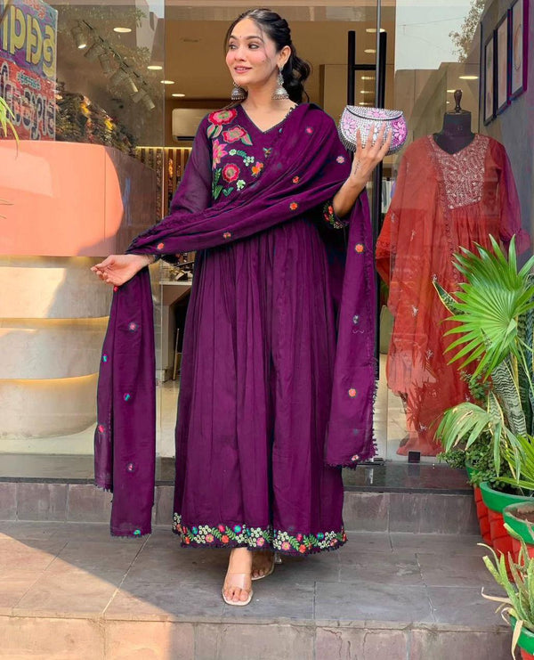 Purple Flower Embroidery Cotton Alia Style Kurta Pant Set With Dupatta